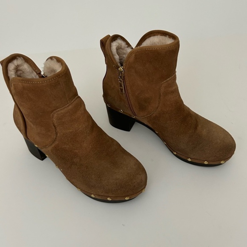 UGG Cam‎ II Chestnut Suede Sheepskin Lined Clog Ankle Booties - 7